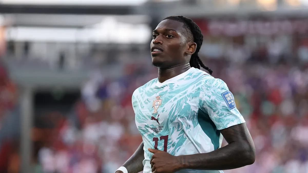 Galatasaray’ın Radarındaki Yıldızdan Kötü Haber: Rafael Leao Sakatlandı!