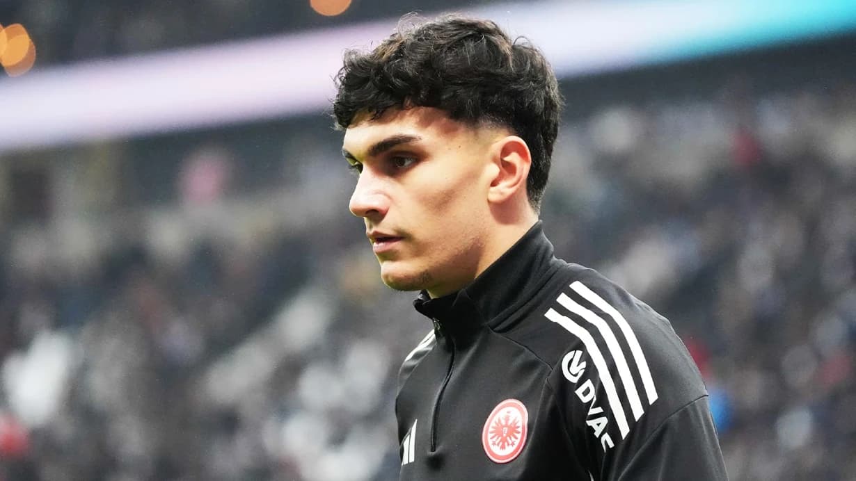 can-uzun-galatasaray-eintracht-frankfurt-transfer Can Uzun Galatasaray Eintracht Frankfurt transferi