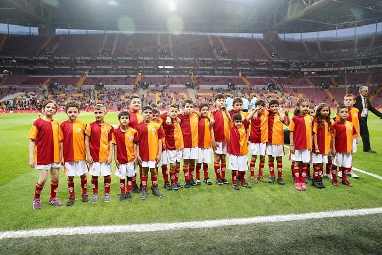Galatasaray Maçına Çocuklar Girebilir mi? Galatasaray maçına çocuklar girebilir mi RAMS Park