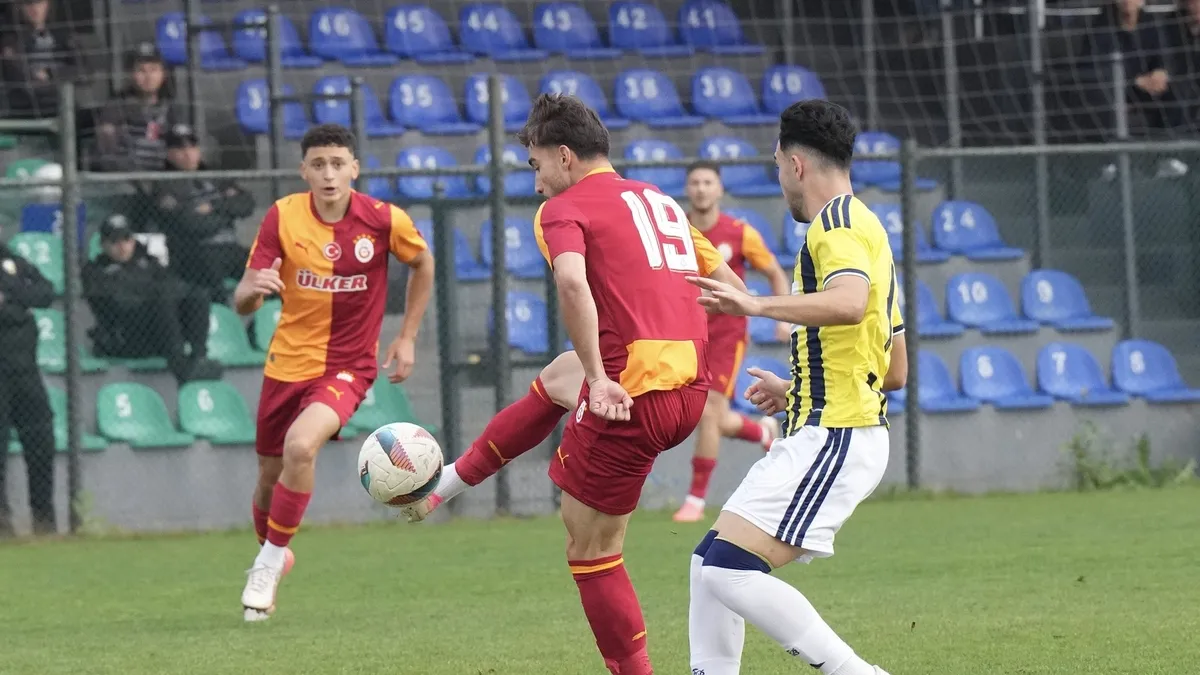 Geleceğin Aslanları Derbide Geçit Vermedi: Galatasaray U19 Fenerbahçe U19 Maçında Gövde Gösterisi!